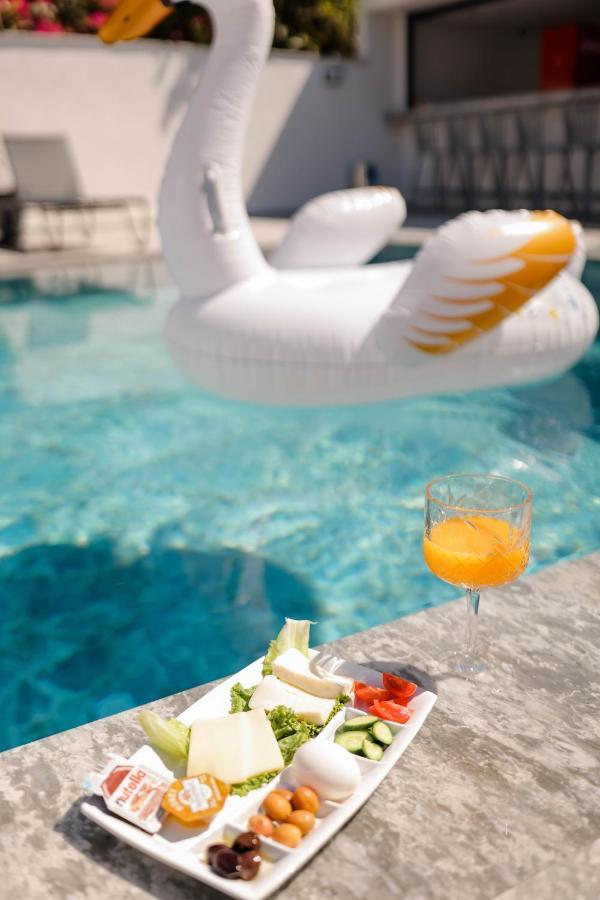 Swan Boutique Hotel Bodrum Bagian luar foto