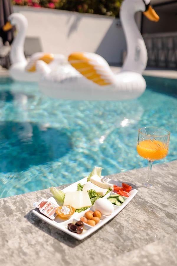 Swan Boutique Hotel Bodrum Bagian luar foto
